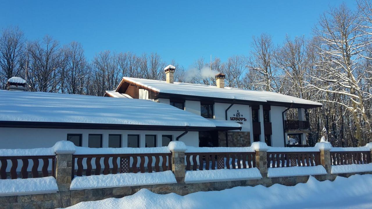 Izvor Hotel "Изворъ" Shipot Exterior photo